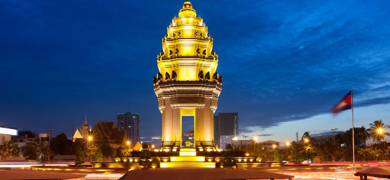 Independence Monument Phnom Penh